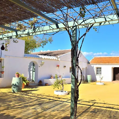 Country house Cortijo Correa *